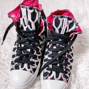CONVERSE ❤️ Marimekko sneakers SZ 6.5